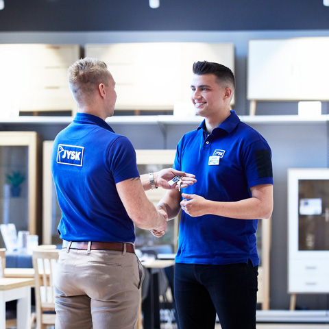 SALES ASSISTANT 35H