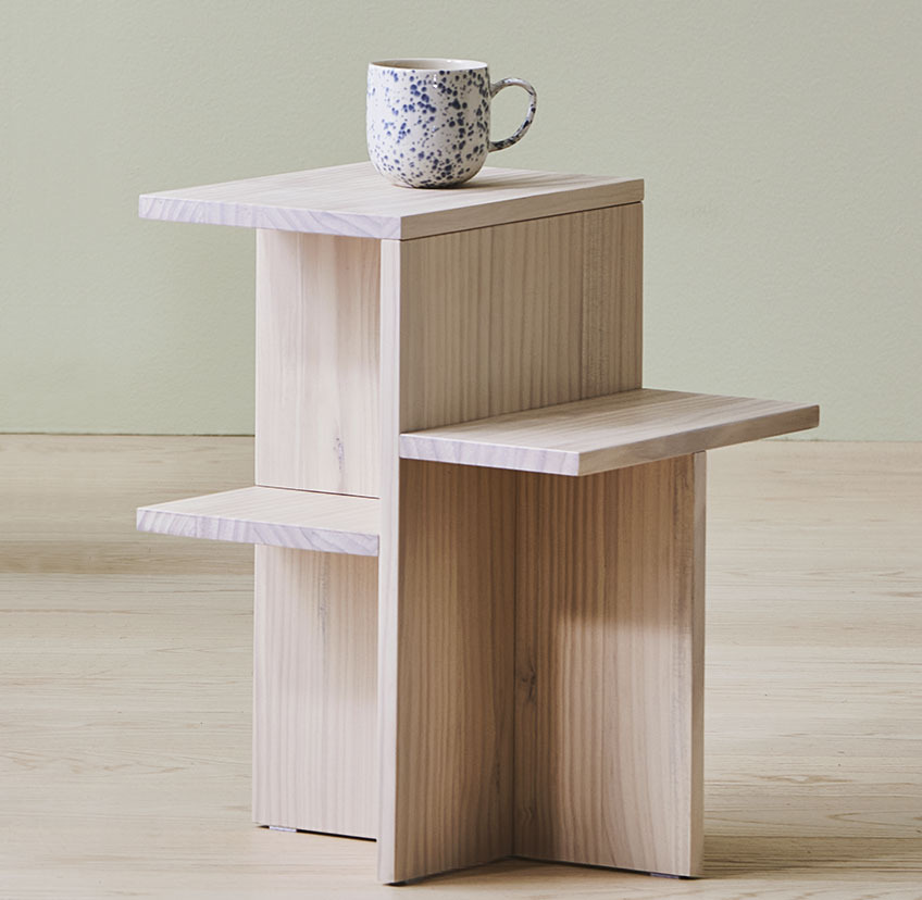 socle en bois SOLLERUP en pin Piédestal en bois de pin qui sert également de table d'appoint