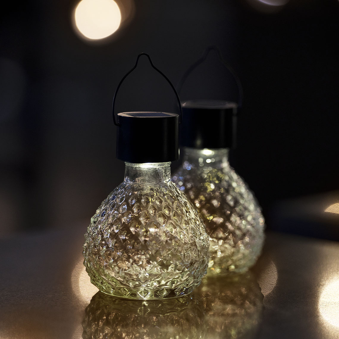 LAPPSPURV solar lamp Small solar lamp emitting warm light at night