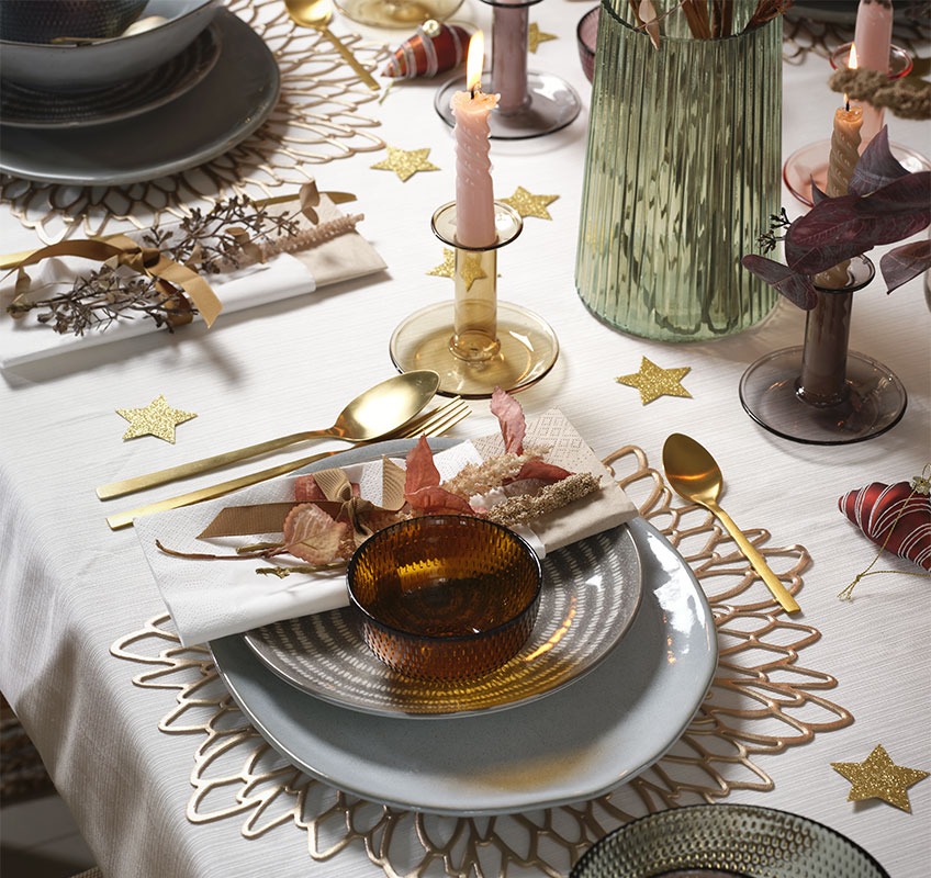Bol JONAS, assiette TONE, chandelier EDGAR Bol JONAS, assiette TONE, chandelier EDGAR