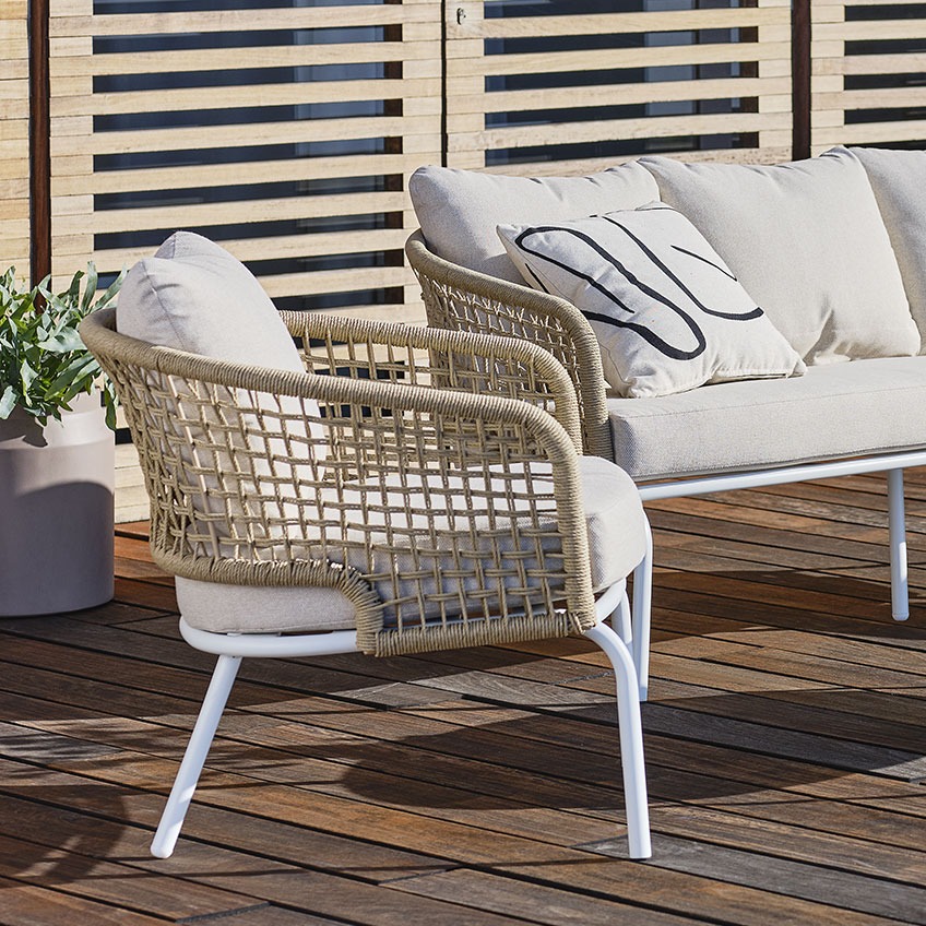 Ensemble lounge DYVIG Chaise lounge à séchage rapide en osier coloris naturel et coussins blanc cassé