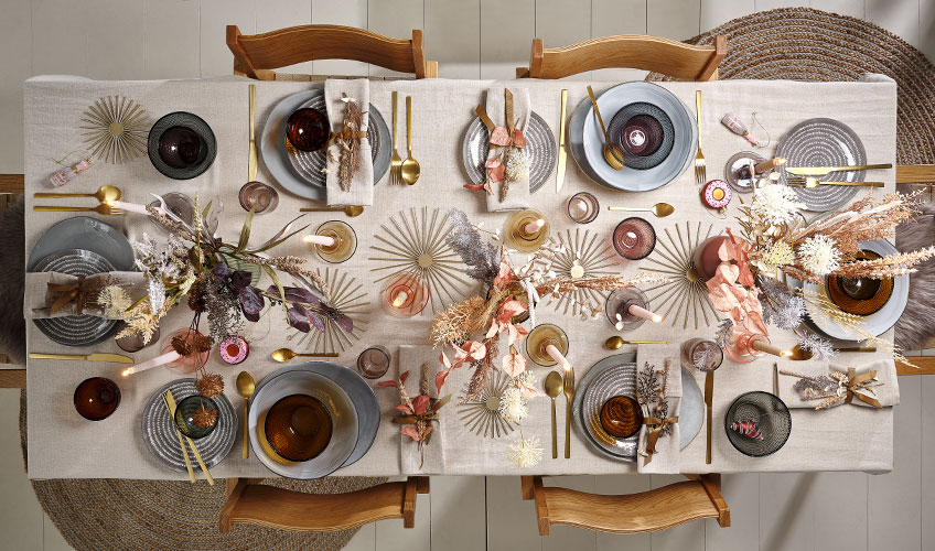 Déco Nouvel an 2022 : 12 idées pour décorer votre table